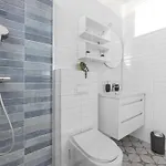 Enchanting Vacation With Pool And Jacuzzi Villa Krnica