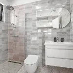 Enchanting Vacation With Pool And Jacuzzi Villa Krnica
